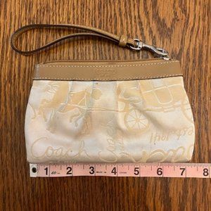 Coach Santeen Ivory/Cream and Light Tan Leather Wristlet